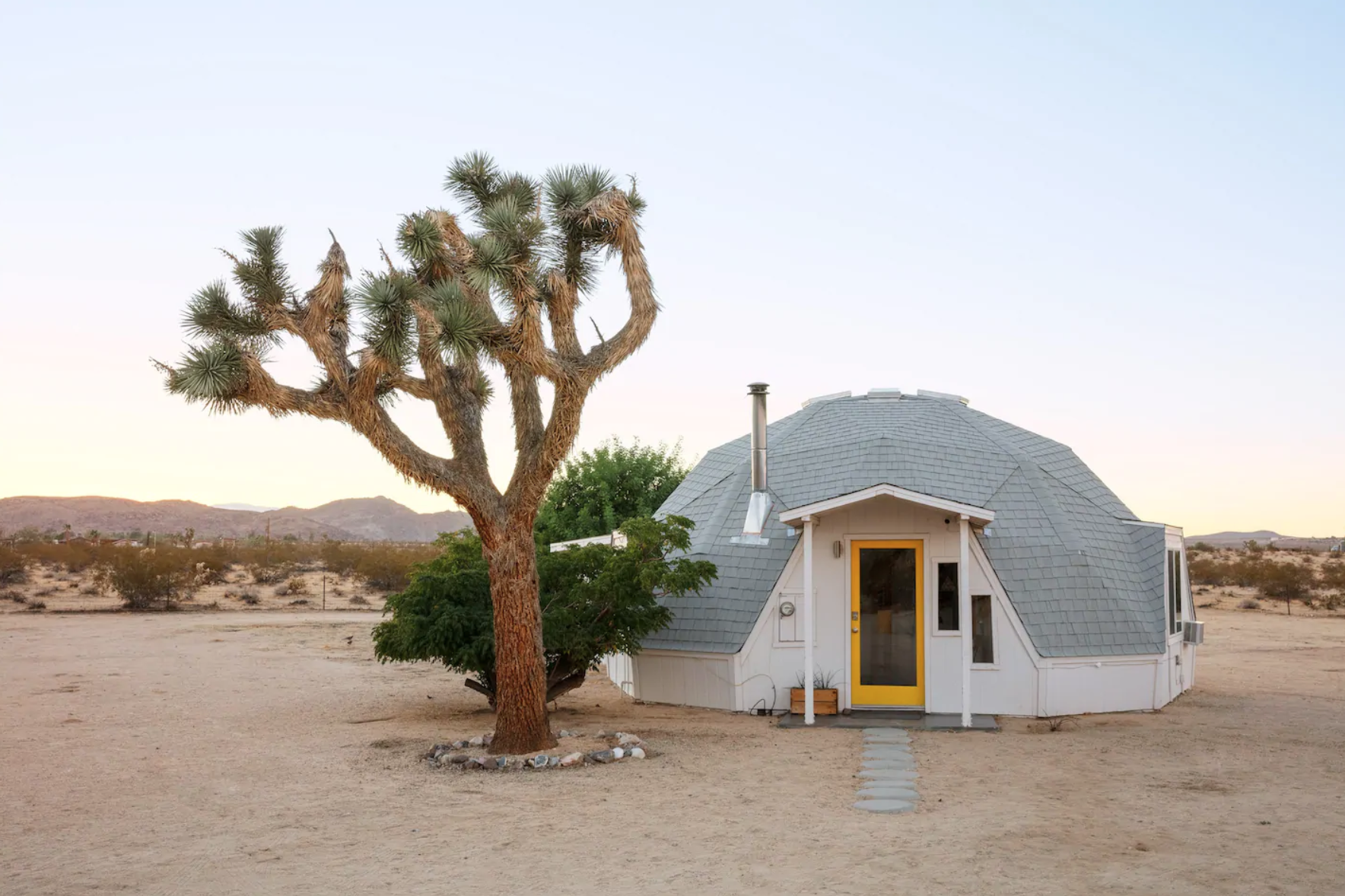 Unique Airbnb in Joshua Tree