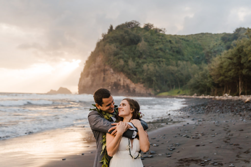 pololu valley elopement bride and groom